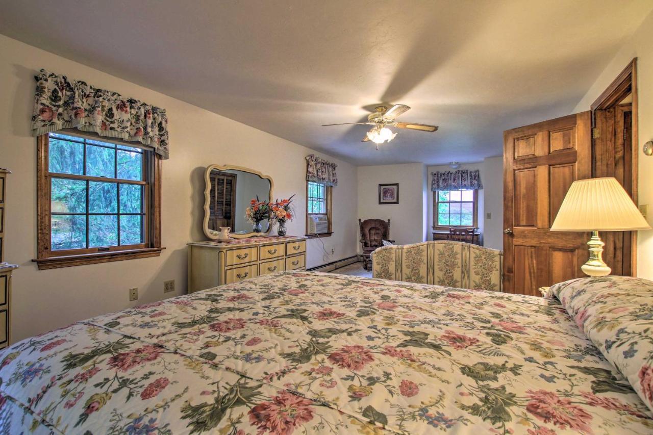 West Brookfield Waterfront New England House On Wickaboag Lake! מראה חיצוני תמונה